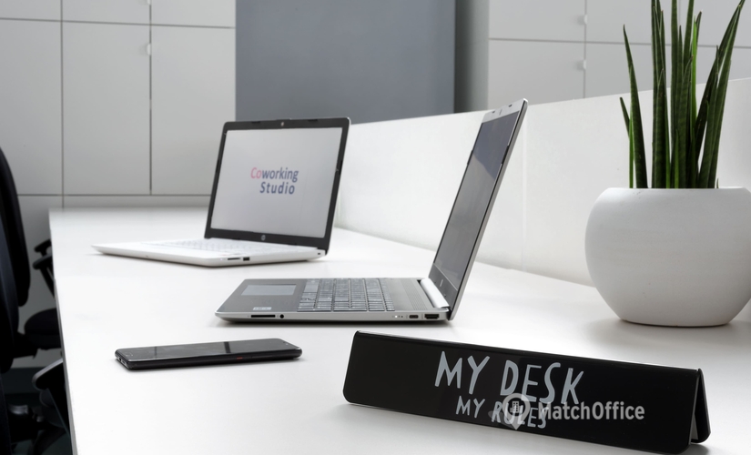Explore oficinas compartidas en Madrid Ciudad Lineal 140 m², Travesía de Jose Arcones Gil 3 - 3 | MatchOffice
