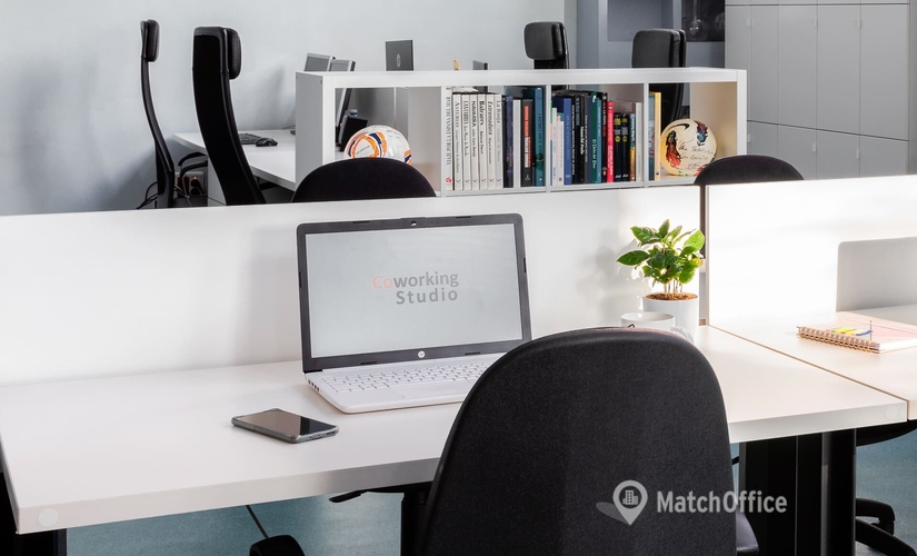 Alquile oficinas compartidas en Madrid Ciudad Lineal 140 m², Travesía de Jose Arcones Gil 3 - 4 | MatchOffice.es