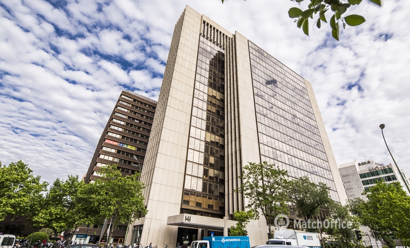 Alquile oficinas compartidas en Madrid Centro 192 m², Paseo de la Castellana 141 - 2 | MatchOffice