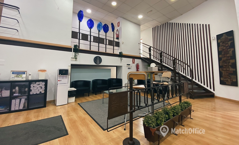 Business center en alquiler en Sevilla 30 m², Plaza Aviador Ruiz de Alda 11 - 3 | MatchOffice.es