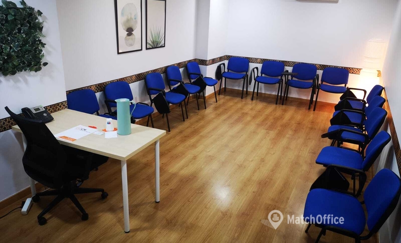 Elija sala de conferencias en Sevilla 30 m², Plaza Aviador Ruiz de Alda 11 - 15 | MatchOffice