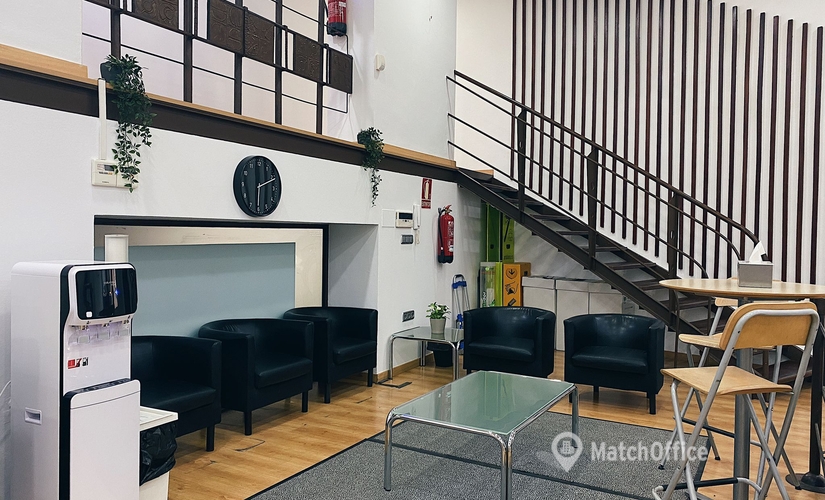 Oficina comercial en alquiler en Sevilla 30 m², Plaza Aviador Ruiz de Alda 11 - 3 | MatchOffice