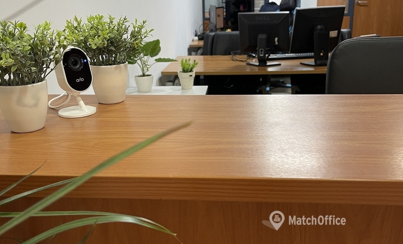 Parque empresarial disponible para alquilar en València 30 m², Carrer de Cuenca Tramoyeres 15 - 2 | MatchOffice.es