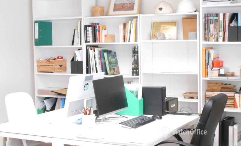 Explore oficinas compartidas en León 340 m², C/ALFEREZ PROVISIONAL - 0 | MatchOffice