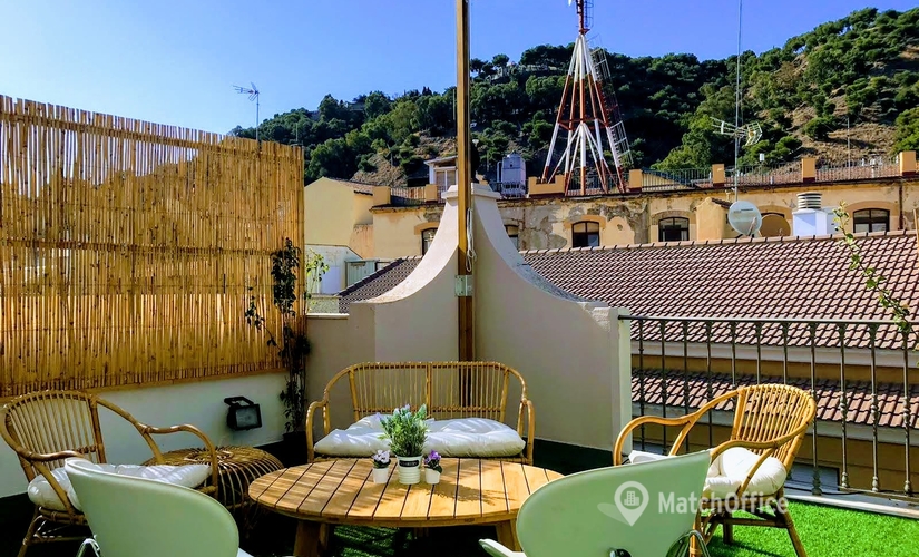 Observe oficinas compartidas en Málaga 200 m², Calle Puerto 14 - 4 | MatchOffice.es