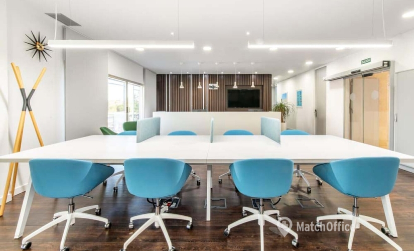 Elija sala de juntas acogedora en Alcobendas 150 m², Avenida de Bruselas 15 - 3 | MatchOffice