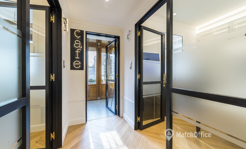 Micentro de negocio disponible para alquilar en Sants-Montjuic 10 m², Carrer de València 264 - 1 | MatchOffice.es