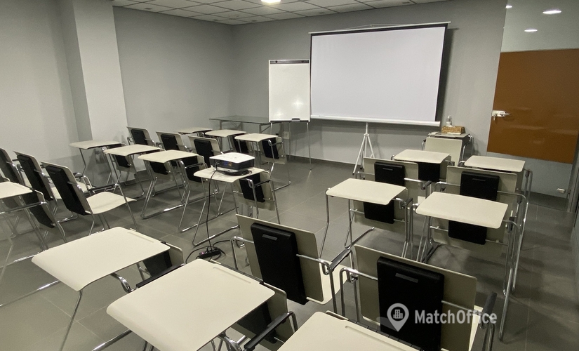 Alquile sala de reuniones en Almería 54 m², Calle Chillida - 1 | MatchOffice.es