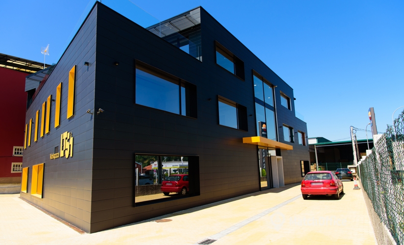 Parque empresarial en alquiler en A Coruña 25 m², Telva 2C - 3 | MatchOffice.es