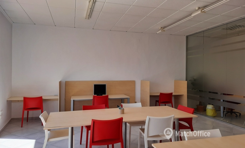 100 m² Business park in Alicante, Carrer de l'Arquitecte Urteaga (03730) - 2 | MatchOffice.com