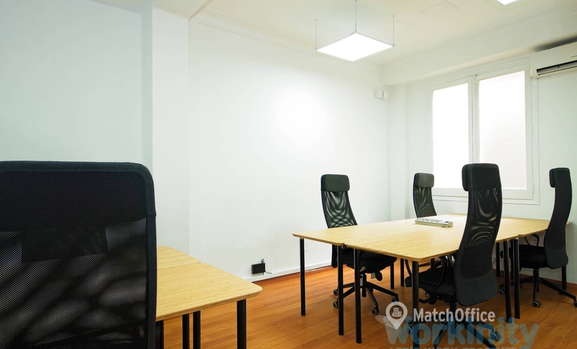 Parque empresarial en alquiler en València 250 m², Carrer de Colón 42 - 4 | MatchOffice