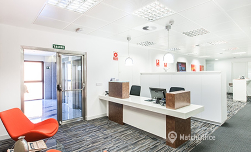 Reserve sala de juntas equipada en Madrid Centro 300 m², Calle Leganitos 47 - 10 | MatchOffice.es