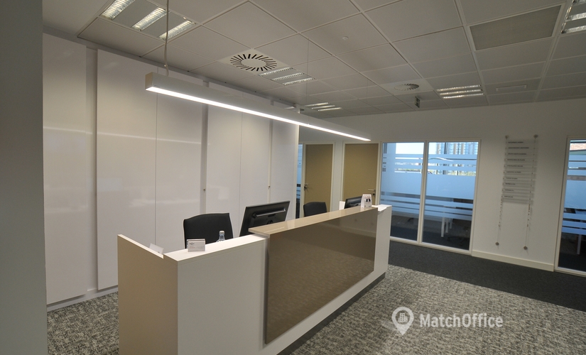 45 m² Conference hall in Madrid Centro, Camino Fuente de la Mora 9 (28050) - 4 | MatchOffice.com