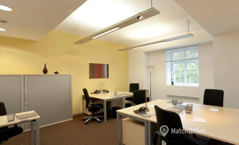 Alquile sala de juntas equipada en Bilbao 90 m², Calle Gran Via 19-21 - 1 | MatchOffice