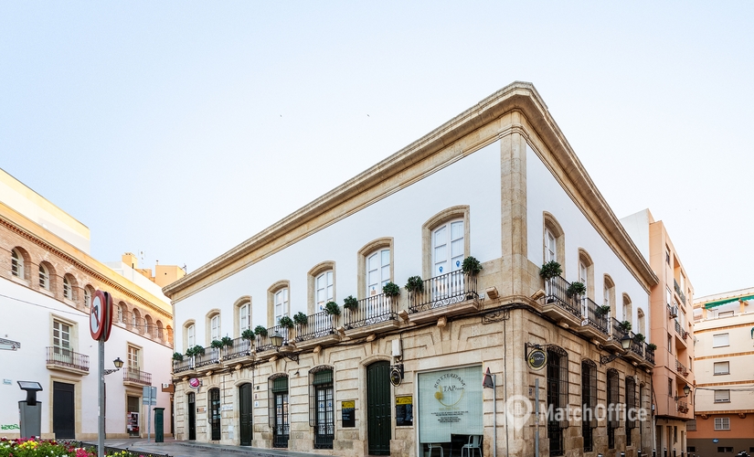 Centros de negocio disponible para alquilar en Almería 100 m², Plaza de la Administración Vieja 1 - 0 | MatchOffice.es
