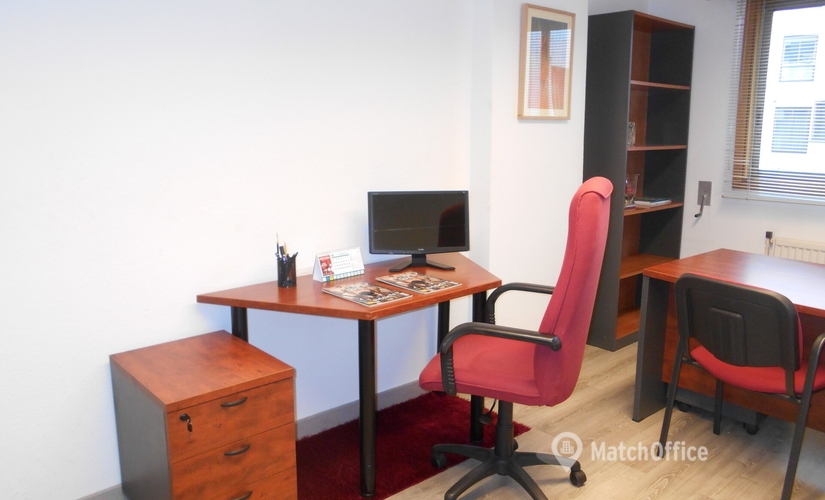 Observe oficinas de coworking en León 340 m², C/ALFEREZ PROVISIONAL - 1 | MatchOffice.es