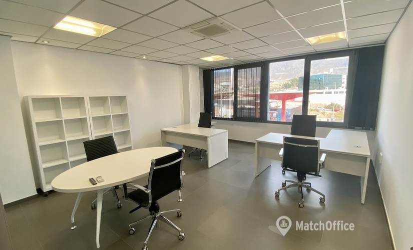 Despacho disponible para alquilar en Almería 54 m², Calle Chillida - 1 | MatchOffice