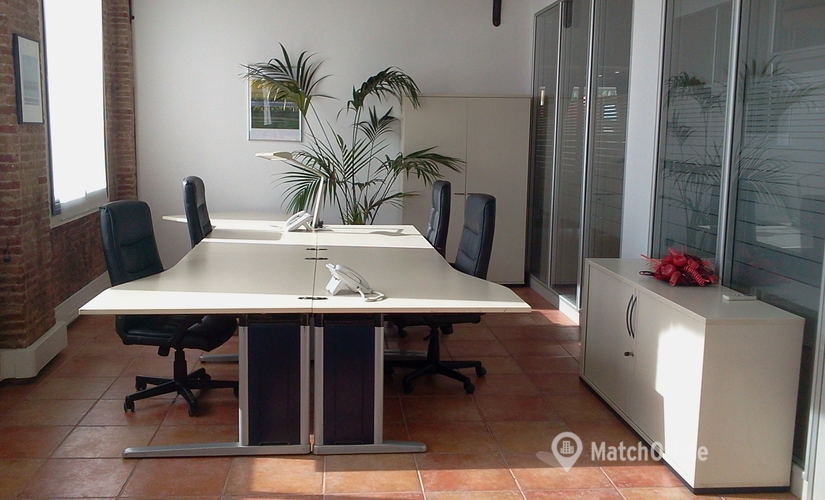 Centros de negocio en alquiler en Cornellá del Llobregat 299 m², Avenida dels Alps 48 - 34 | MatchOffice.es