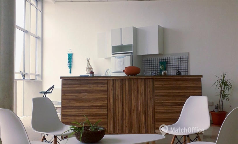 390 m² Shared workspace  in Ciudad Real, Calle Prado (13260) - 1 | MatchOffice.com