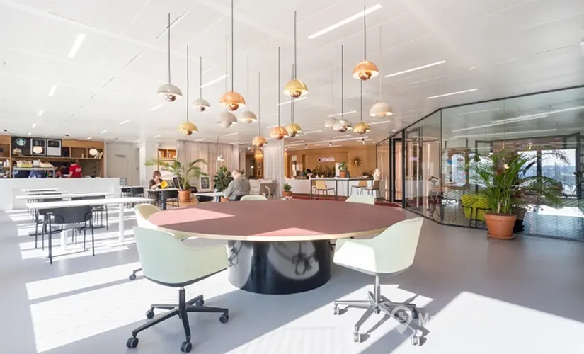 100 m² Business space in Madrid Hortaleza, Calle Isabel Colbrand (28050) - 3 | MatchOffice.com