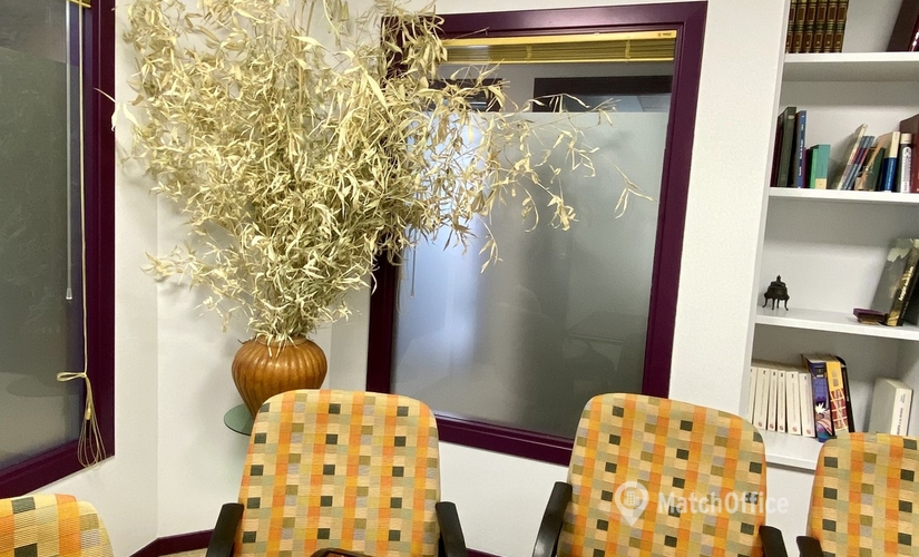 Business center disponible para alquilar en Burgos 45 m², Pl. Mayor - 4 | MatchOffice.es