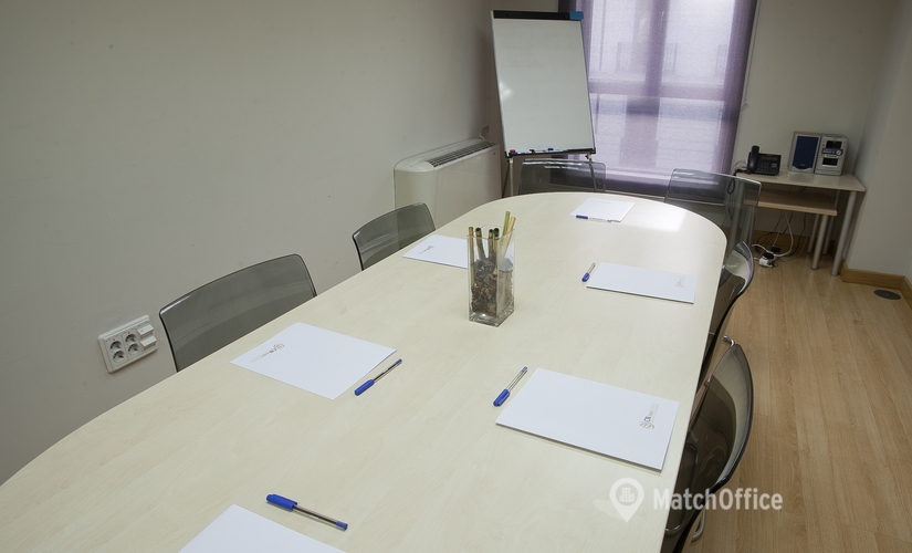 Oficina confortable disponible para alquilar en Madrid Centro 50 m², Calle Juan Bravo 3A - 4 | MatchOffice.es