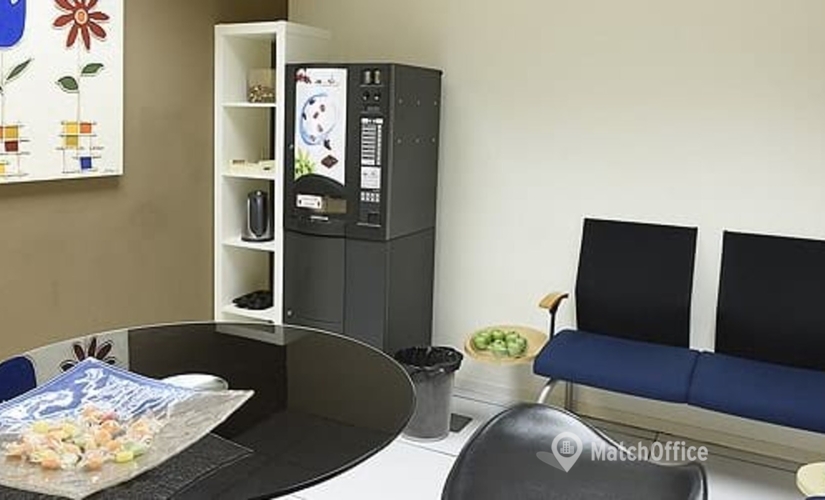 Reserve sala de conferencias acogedora en Bilbao 40 m², San Vicente Kalea - 5 | MatchOffice