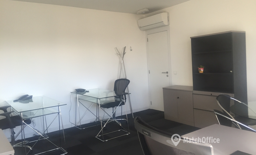 Reserve sala de juntas fiable en Madrid Centro 12 m², Plaza de Castilla 3 - 6 | MatchOffice