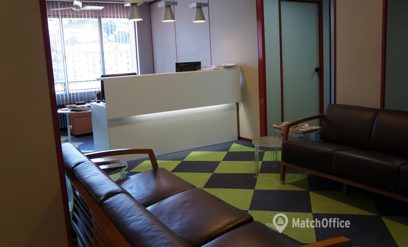 Elija sala de reuniones equipada en Bilbao 16 m², Venezuela Plaza 1  - 7 | MatchOffice.es