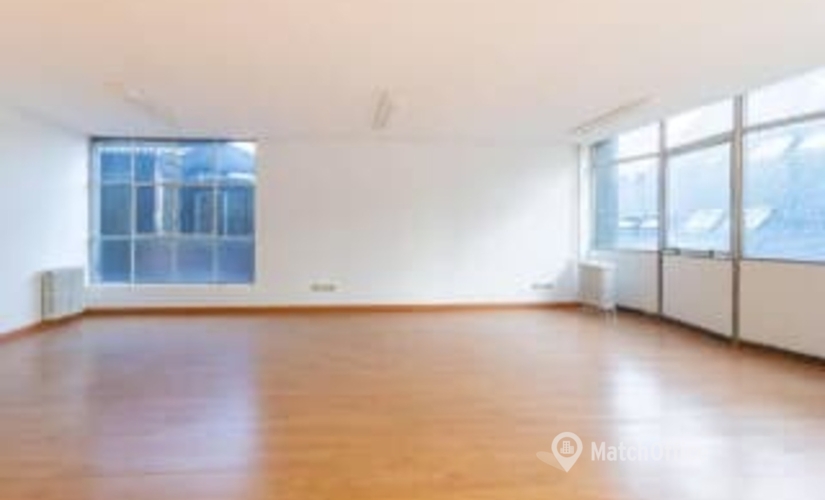 100 m² Shared office  in Oviedo, Mendizábal 1 (33003) - 4 | MatchOffice.com
