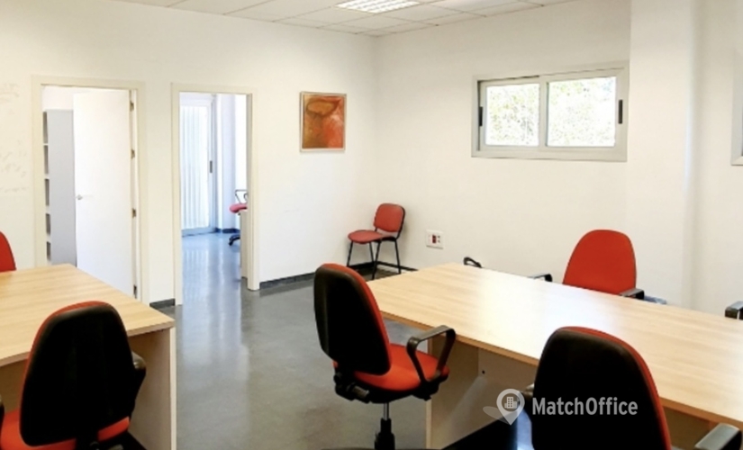 Micentro de negocio disponible para alquilar en Sevilla 19 m², Avenida Montequinto - 2 | MatchOffice.es