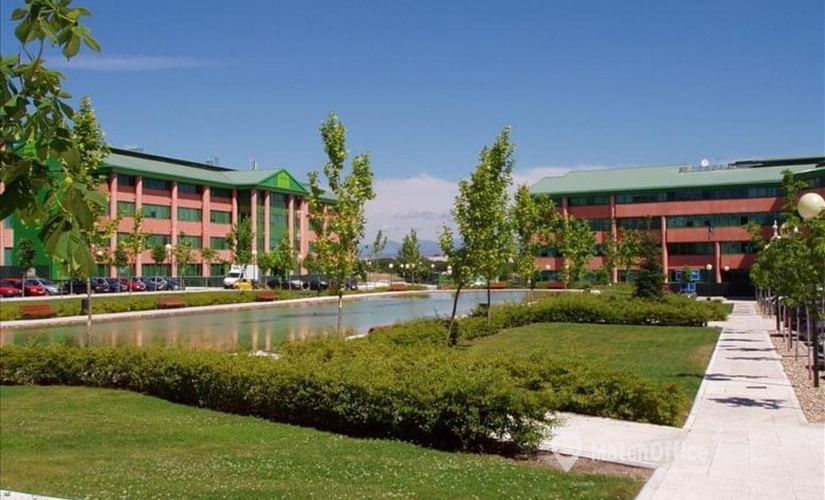 50 m² Business park in Pozuelo de Alarcon, Camino del Cerro de los Gamos 1  (28224) - 3 | MatchOffice.com