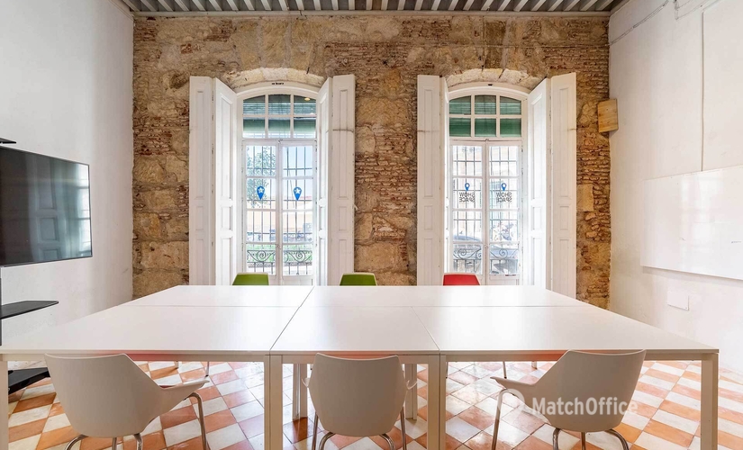 Micentro de negocio disponible para alquilar en Almería 50 m², Plaza de la Administración Vieja 1 - 4 | MatchOffice.es