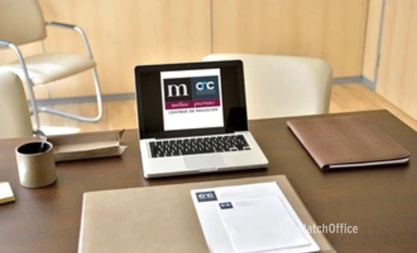 Elija sala de conferencias fiable en Málaga 30 m², Avenida Virgen del Rocío - 5 | MatchOffice