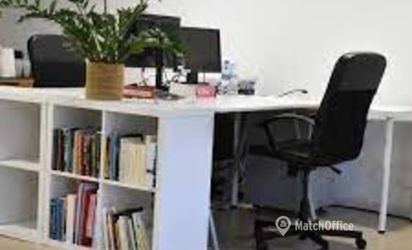 Coopere con nuestra direccion virtual funcional en Girona, Carrer Anselm Clavé - 4 | MatchOffice