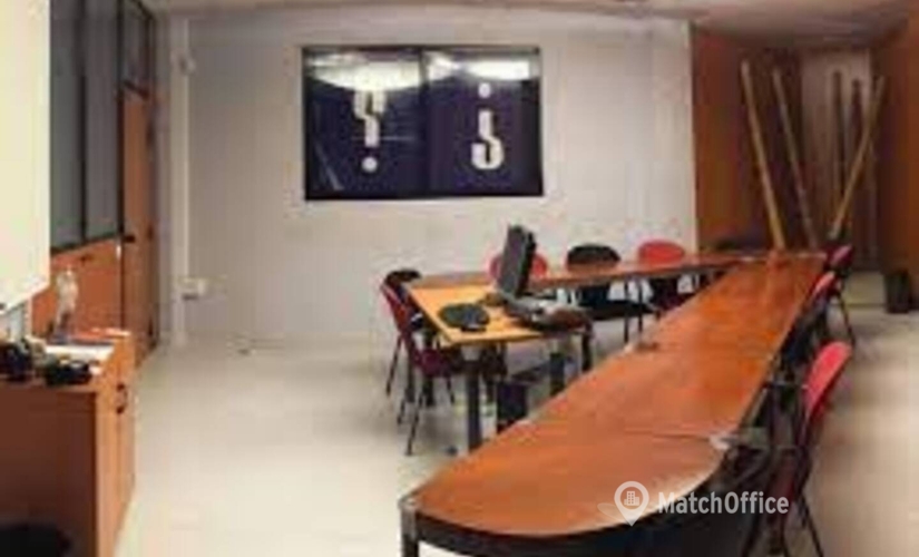 30 m² Shared office  in Santa Cruz de Tenerife, Calle Santa Teresa Jornet e Ibars 11 (38004) - 3 | MatchOffice