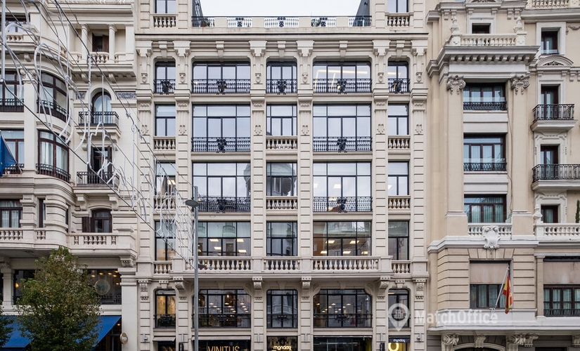 Explore oficinas de coworking en Madrid Ciudad Lineal 4200 m², C.Gran Vía - 1 | MatchOffice.es