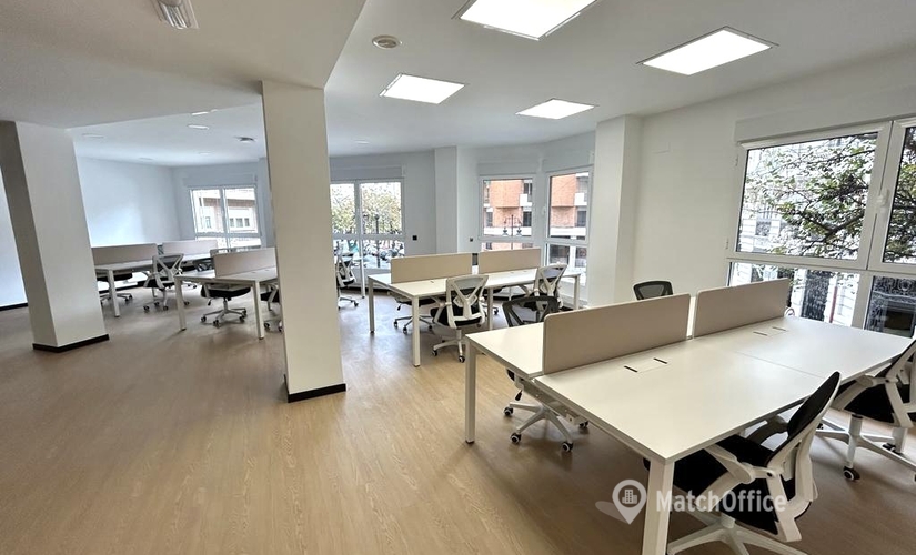 500 m² Business space in Valencia, Carrer Cirilo Amorós 51 (46004) - 2 | MatchOffice.com