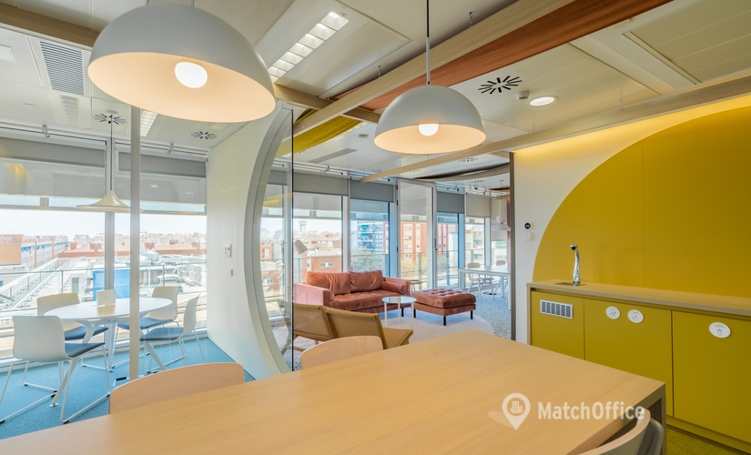 Observe oficinas compartidas en Ciutat Vella 3856 m², Plaça del gas 1 - 0 | MatchOffice.es