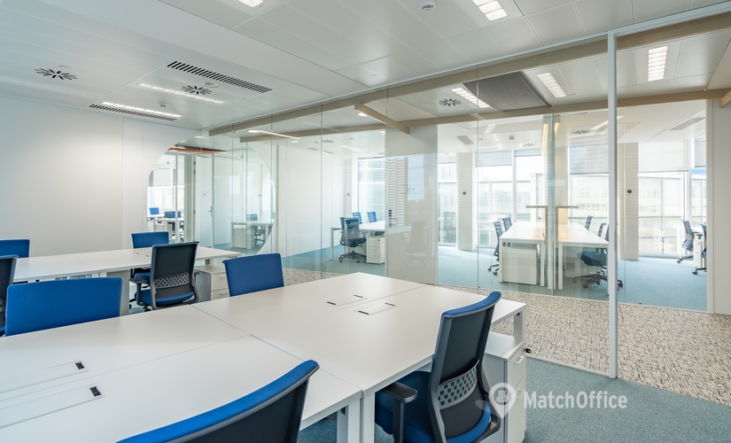 Explore oficinas compartidas en Ciutat Vella 3856 m², Plaça del gas 1 - 0 | MatchOffice.es