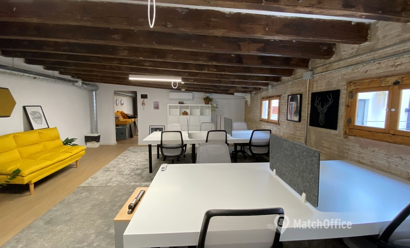 Despacho en alquiler en Barcelona 1 m², Carrer de la Diputació 409 - 0 | MatchOffice.es