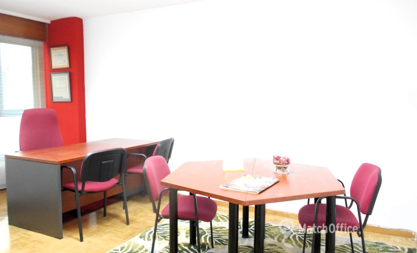 Centros de negocio en alquiler en León 30 m², Calle Alférez Provisional 2 - 2 | MatchOffice