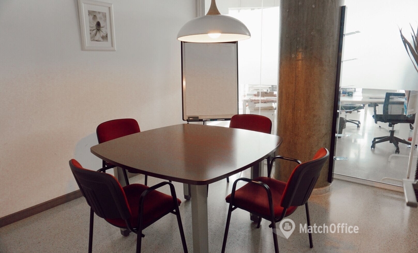 Business center en alquiler en Mataró 35 m², Carrer Balançó i Boter - 3 | MatchOffice.es