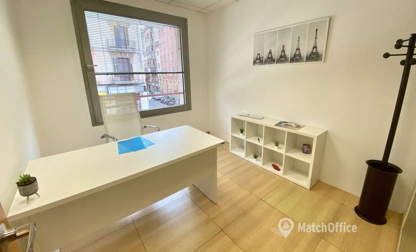 Oficina comercial en alquiler en Palma de Mallorca 25 m², Carrer del Sindicat 67 - 1 | MatchOffice.es