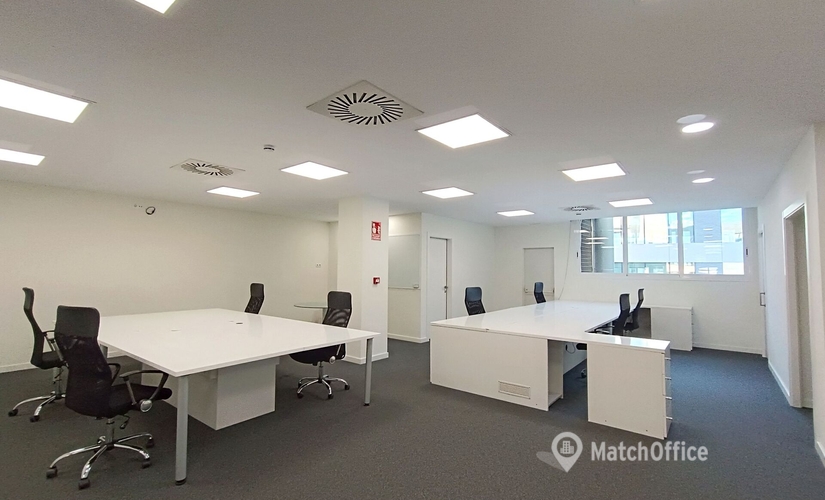 Oficina disponible para alquilar en Barcelona 380 m², Carrer dels Almogàvers 180 - 2 | MatchOffice.es