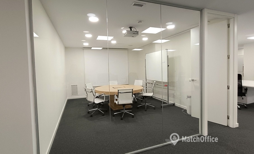Oficina disponible para alquilar en Barcelona 380 m², Carrer dels Almogàvers 180 - 3 | MatchOffice.es