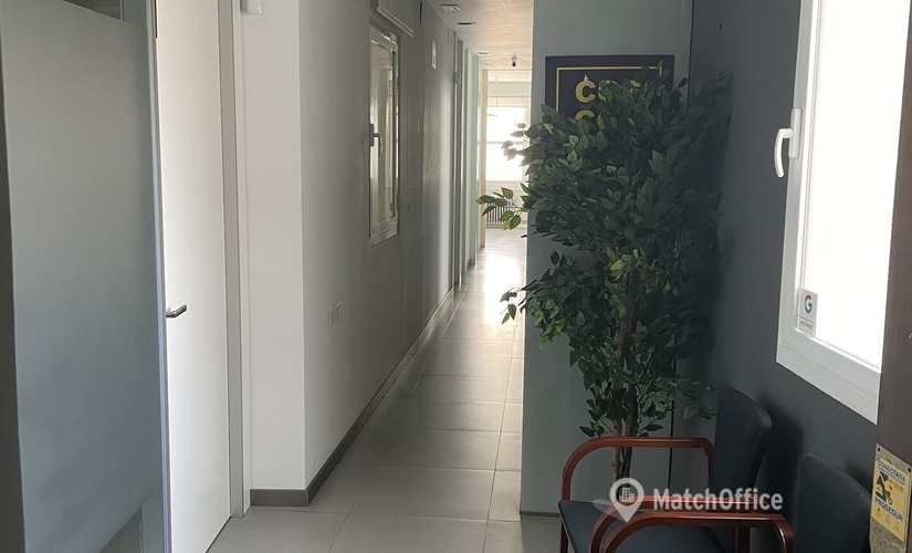 Parque empresarial en alquiler en València 14 m², Carrer de Sant Vicent Màrtir 24 - 3 | MatchOffice.es