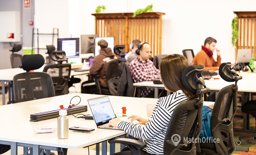 Explore oficinas de coworking en Vallés Occidental 1200 m², Carrer del Sol 62 - 3 | MatchOffice