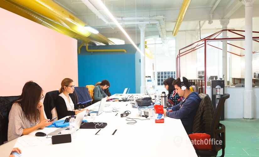 Alquile oficinas compartidas en Eixample 750 m², Gran Via de les Corts Catalanes 672 - 4 | MatchOffice