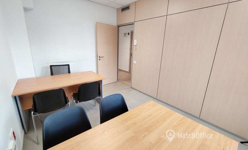 Office Carrer de Còrsega 199 08036 Eixample